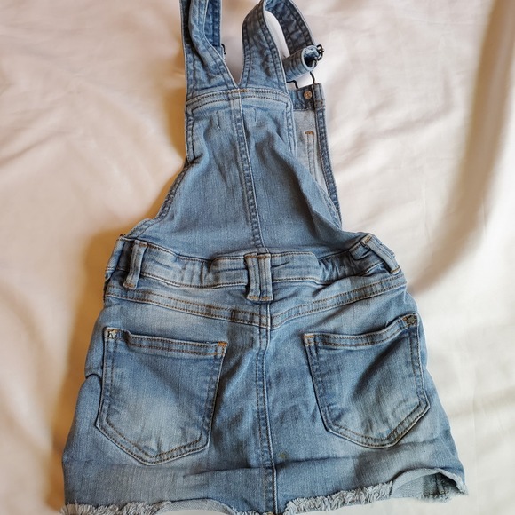 Denim Overalls Shorts Unicorn Star Sequin Embellished Blue Jeans Size 3-4 - Picture 5 of 5